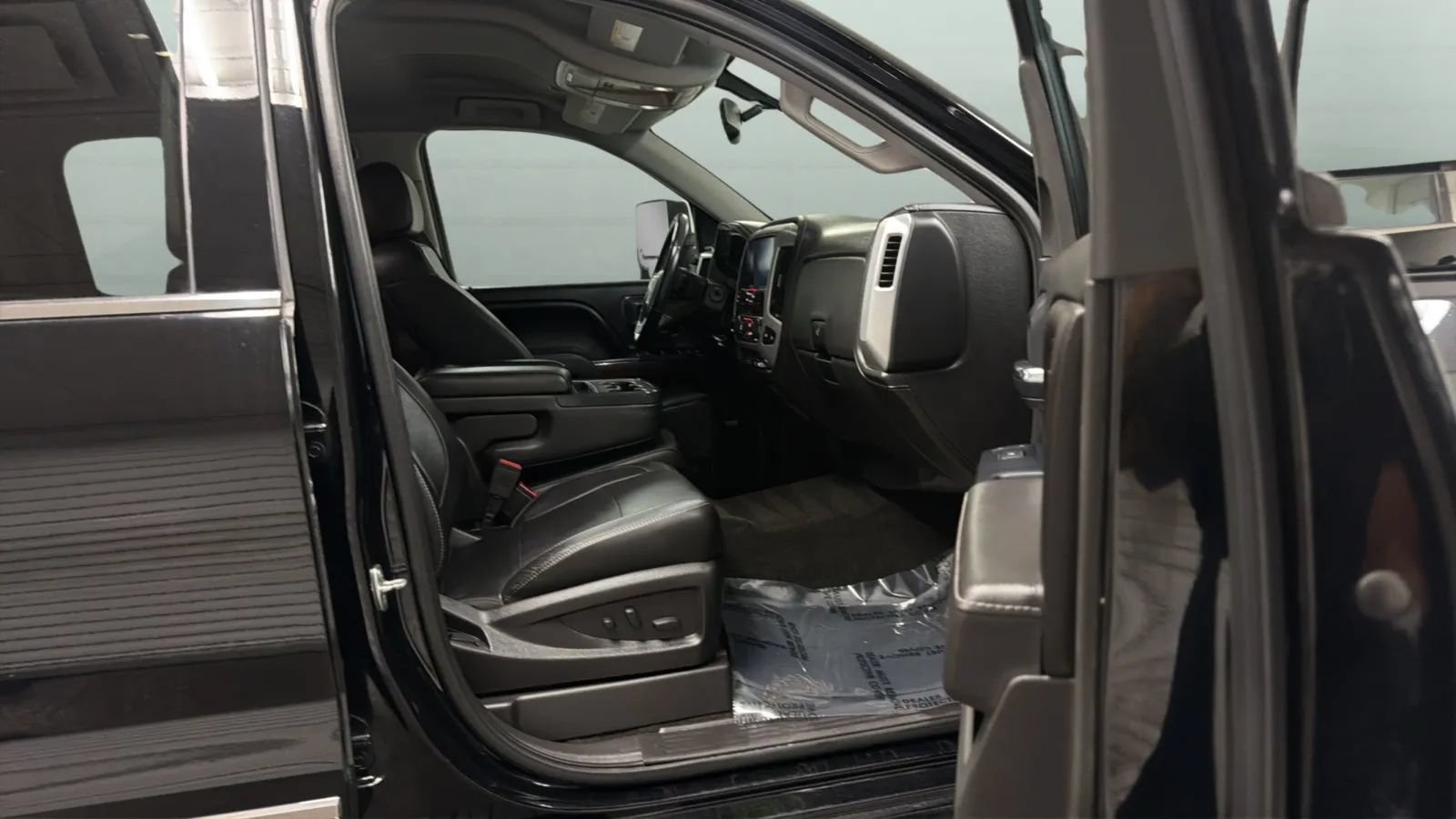 Used 2016 GMC Sierra 1500 SLT w/ SLT Premium Package AWD/4WD image 21