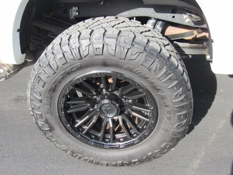 Used 2022 Ford F250 Lariat w/ Tremor Off-Road Package AWD/4WD image 9