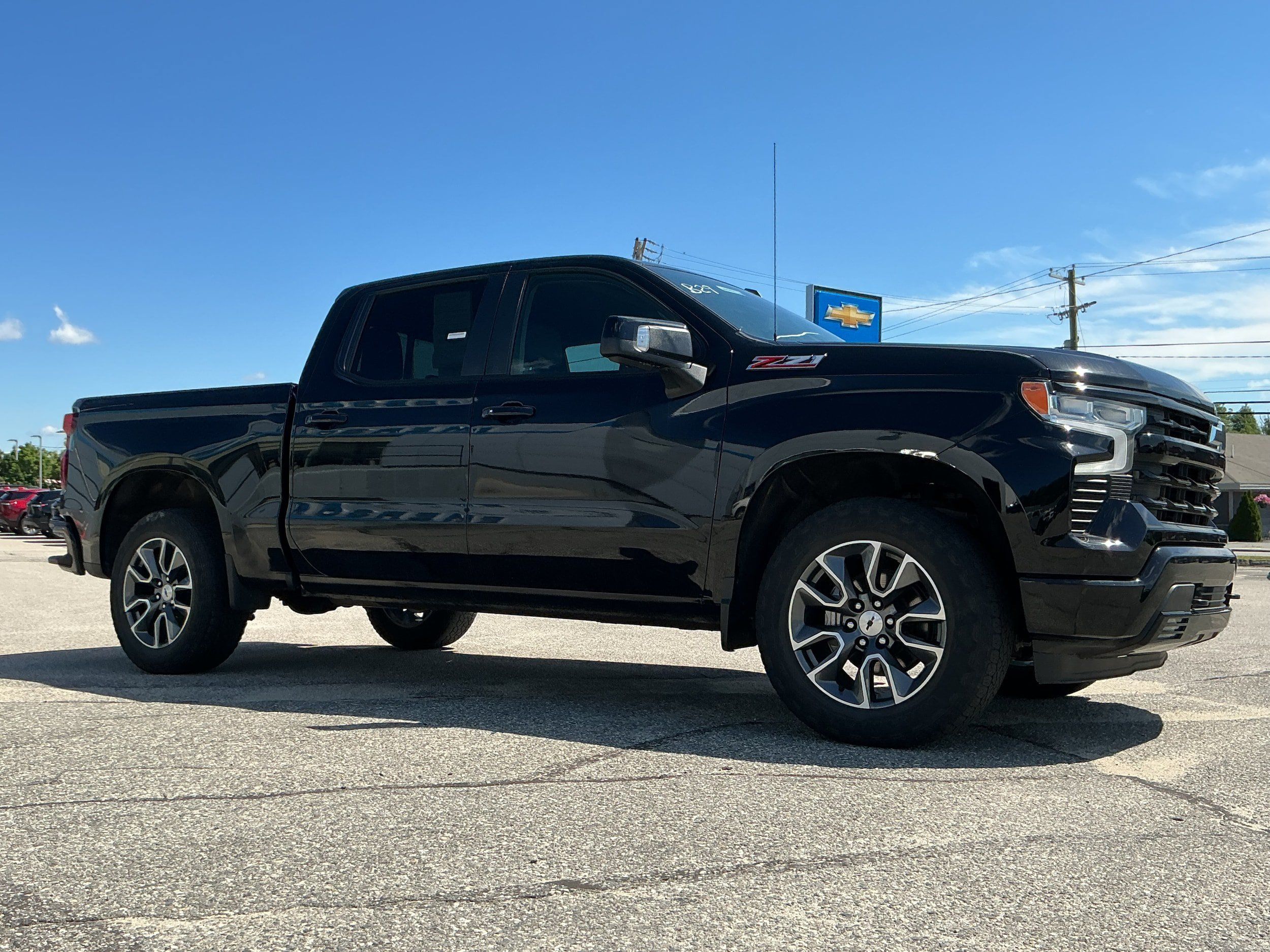 Certified 2023 Chevrolet Silverado 1500 RST AWD/4WD image 2