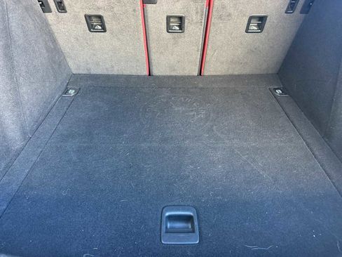 Used 2021 Porsche Macan S image 16