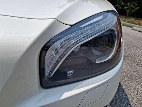 Used 2016 Mercedes-Benz SL 400 image 11