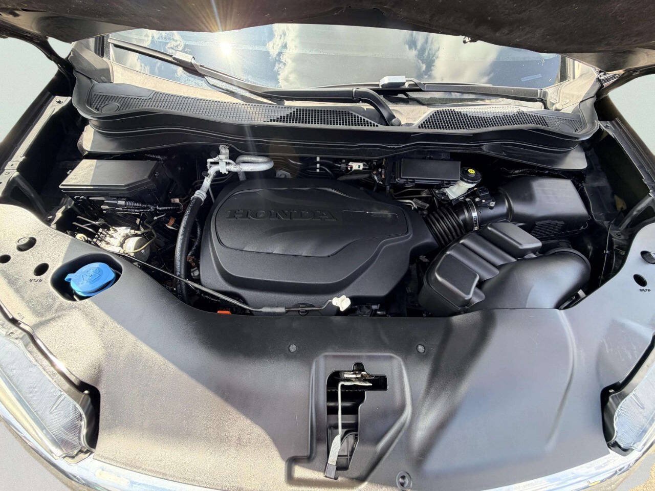 Used 2018 Honda Pilot Touring image 12