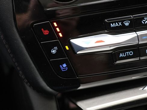 Used 2022 Ford Explorer Platinum w/ Equipment Group 601A image 24