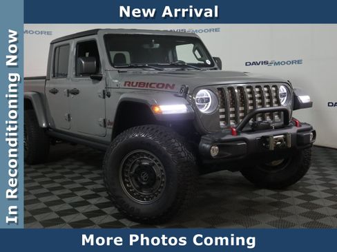 Used 2022 Jeep Gladiator Rubicon w/ LED Lighting Group image 2