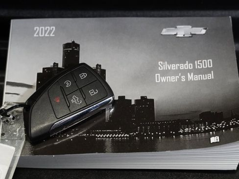 Used 2022 Chevrolet Silverado 1500 Custom image 34
