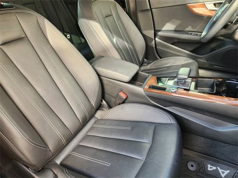 Used 2023 Audi A4 2.0T Premium image 16