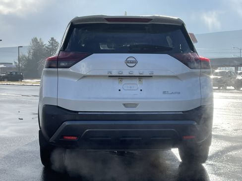 Used 2023 Nissan Rogue SL image 4