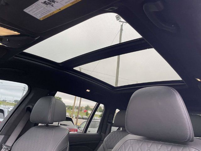 Used 2023 BMW X7 M60i w/ Executive Package AWD/4WD image 19