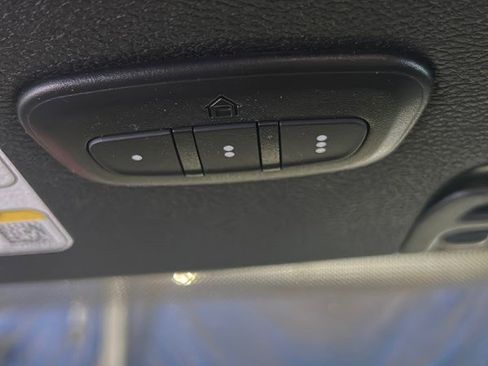 Used 2024 Jeep Wrangler Unlimited w/ Convenience Group image 27