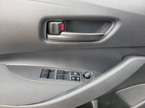 Used 2024 Toyota Corolla LE FWD image 13