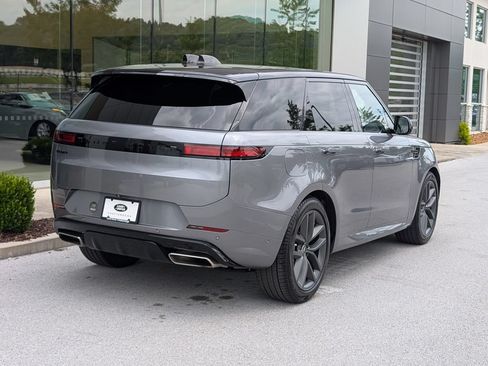 Used 2025 Land Rover Range Rover Sport Dynamic SE AWD/4WD image 7