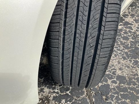 Used 2011 Chevrolet Malibu LTZ image 22