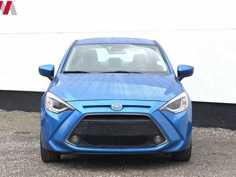 Used 2019 Toyota Yaris XLE image 7