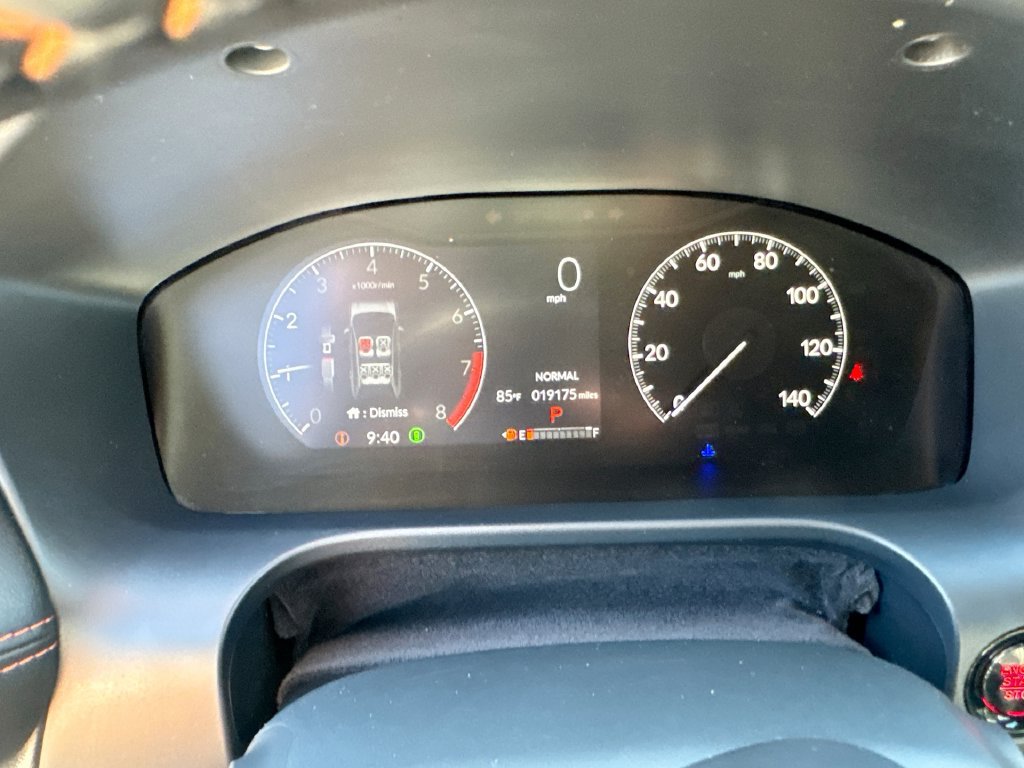 Used 2025 Honda HR-V Sport image 12