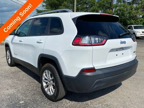 Used 2020 Jeep Cherokee Latitude FWD image 8