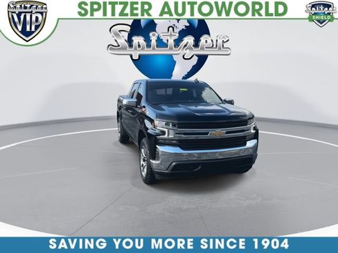 Used 2022 Chevrolet Silverado 1500 LT AWD/4WD image 3