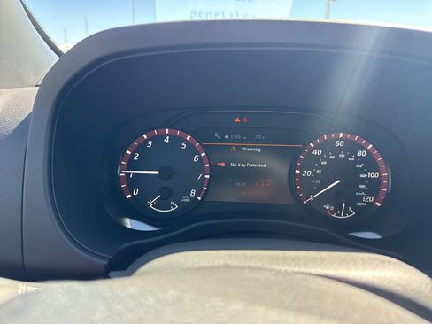 Used 2025 Nissan Frontier Pro-X w/ Pro Convenience Package image 19