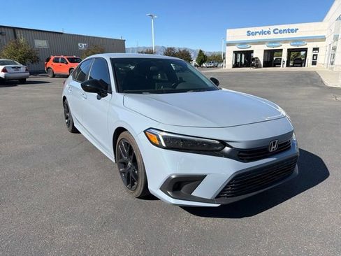 Used 2023 Honda Civic Sport image 2