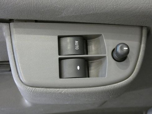 Used 2023 Chevrolet Express 2500 w/ Driver Convenience Package image 18