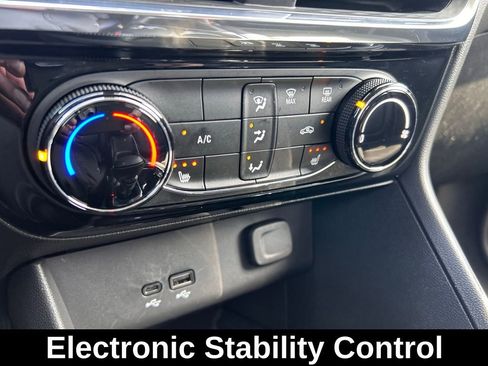 Certified 2025 Buick Encore GX Sport Touring w/ Comfort Package image 28