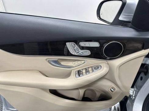 Used 2016 Mercedes-Benz GLC 300 4MATIC image 14