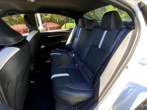 Used 2025 Toyota Camry SE FWD image 20