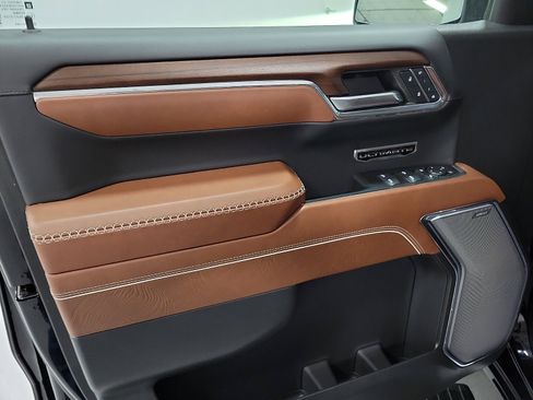 Used 2024 GMC Sierra 1500 Denali Ultimate image 13