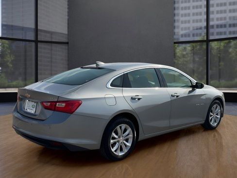 Used 2024 Chevrolet Malibu LT FWD image 5