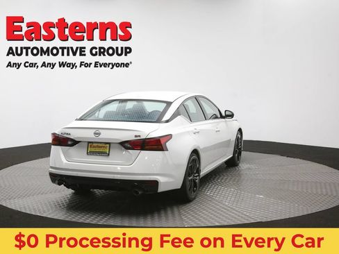 Used 2024 Nissan Altima 2.5 SR FWD image 39