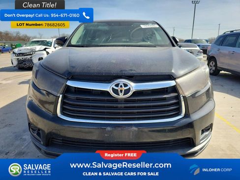 Used 2015 Toyota Highlander LE image 7