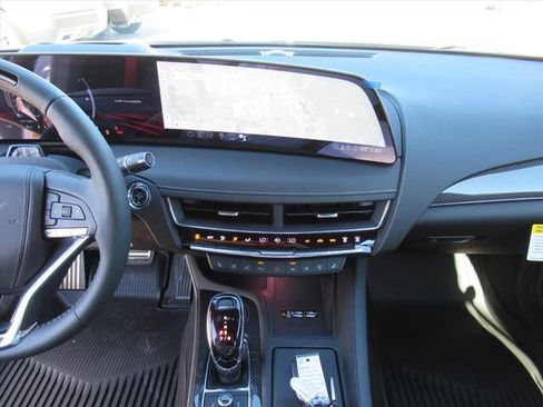 New 2026 Cadillac CT5 V Blackwing w/ Carbon Fiber 2 Package image 22