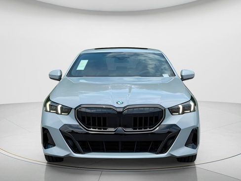 New 2027 BMW 530i w/ M Sport Package RWD image 2