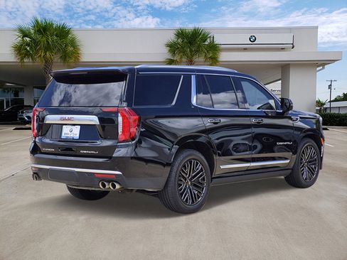 Used 2023 GMC Yukon Denali w/ Denali Reserve Package AWD/4WD image 4