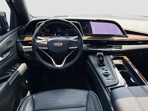 Used 2024 Cadillac Escalade ESV Premium Luxury RWD image 25