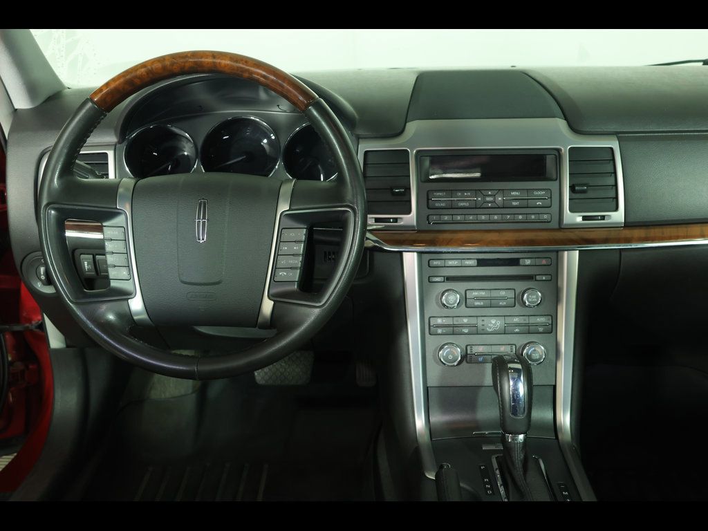 Used 2012 Lincoln MKZ FWD image 5