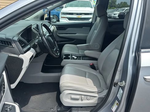 Used 2020 Honda Odyssey EX-L image 2