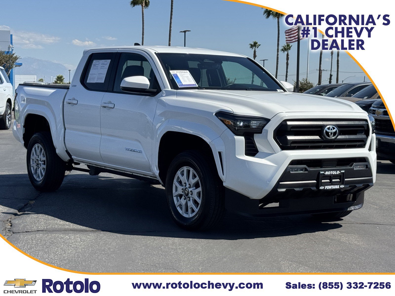 Used 2025 Toyota Tacoma SR5 AWD/4WD image 1