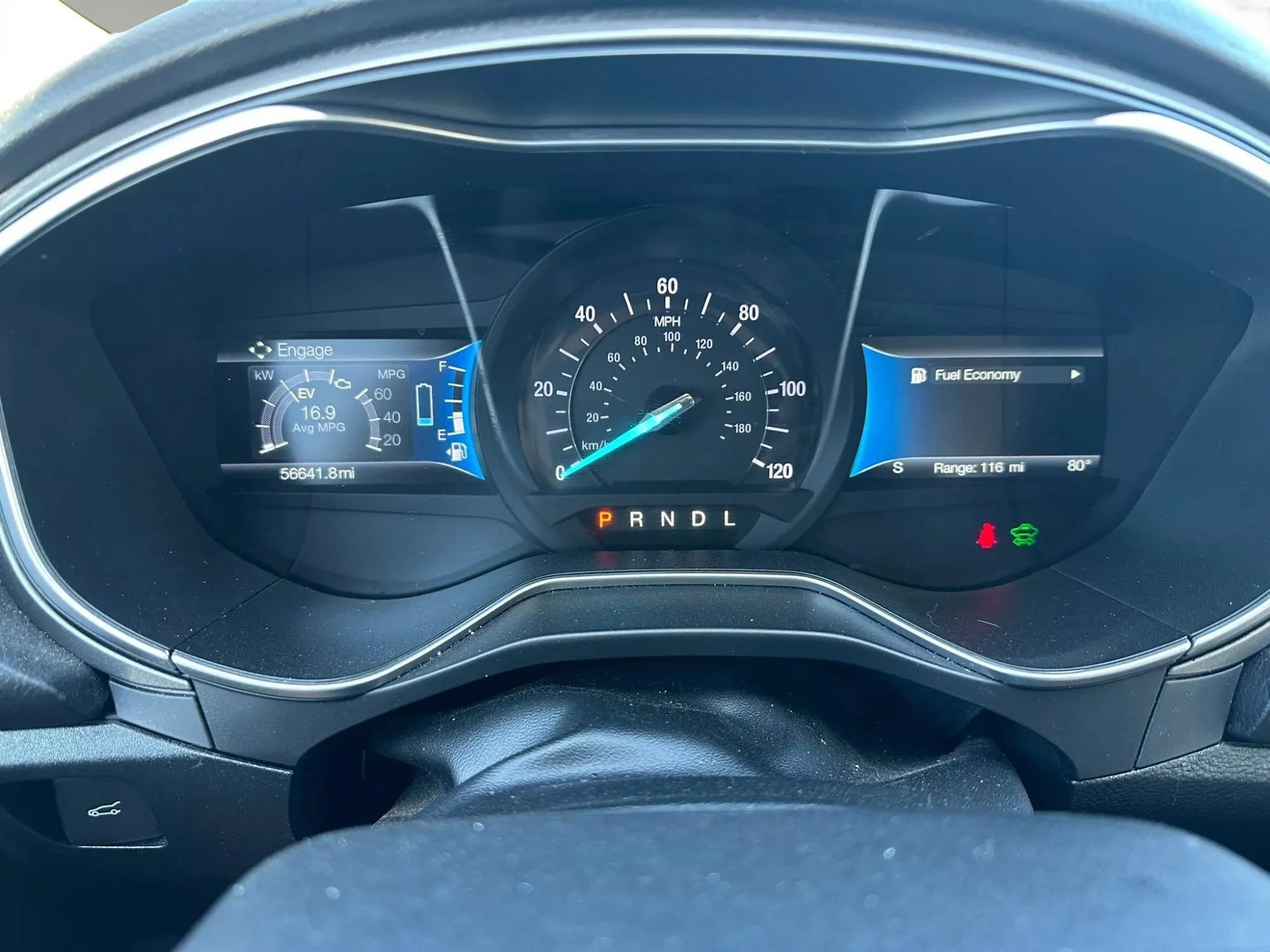 Used 2018 Ford Fusion S FWD image 21