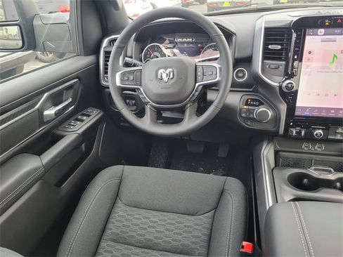 New 2026 RAM 1500 4x4 Crew Cab image 10