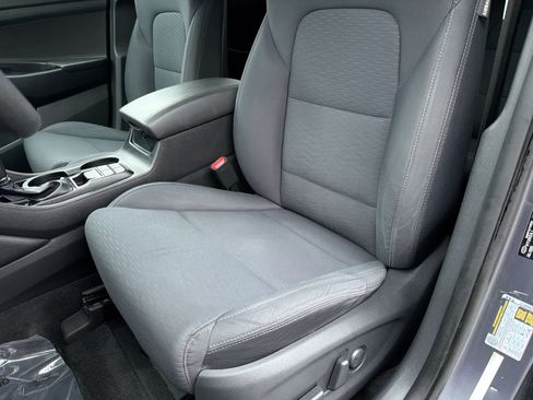 Used 2021 Hyundai Tucson Value AWD/4WD image 17