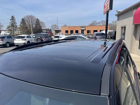 Used 2023 Ford Explorer ST-Line w/ Class IV Trailer Tow Package image 25