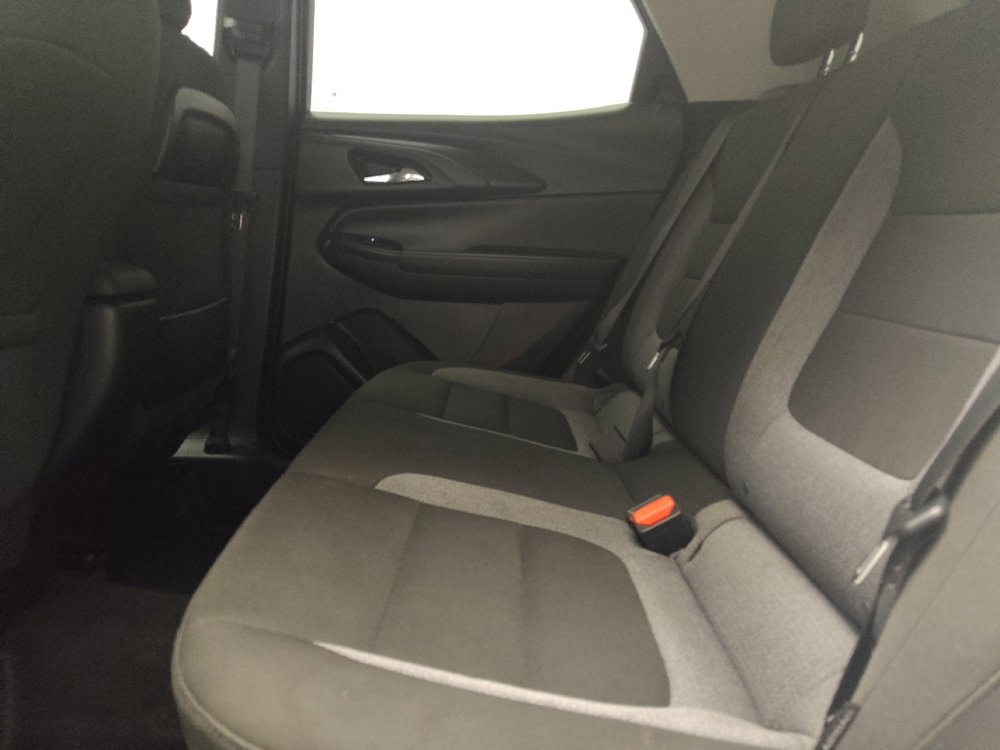 Used 2025 Chevrolet TrailBlazer LT AWD/4WD image 18