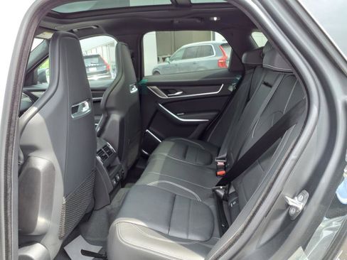 Certified 2025 Jaguar F-PACE R-Dynamic S image 11