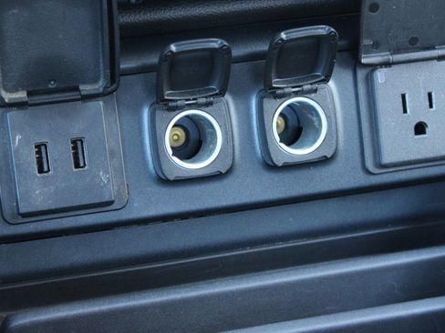 Used 2018 GMC Sierra 1500 SLT w/ SLT Premium Package image 26