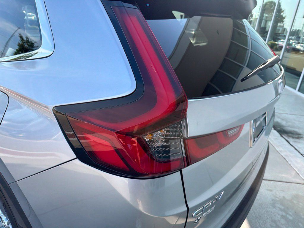 Used 2025 Honda CR-V EX-L image 14