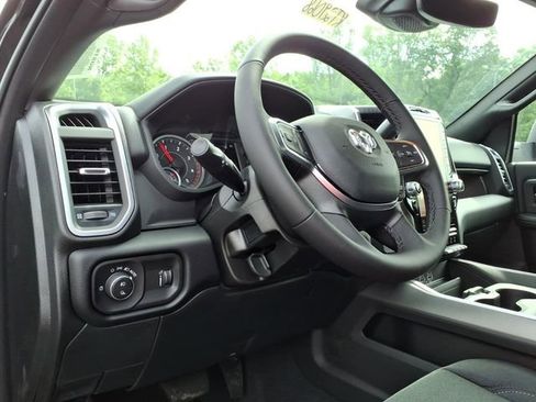 New 2026 RAM 3500 Big Horn AWD/4WD image 14