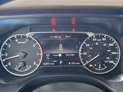 Used 2022 Nissan Rogue S AWD/4WD image 12
