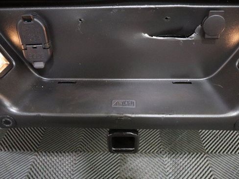 Used 2016 Ford F150 Lariat w/ Equipment Group 502A Luxury AWD/4WD image 27