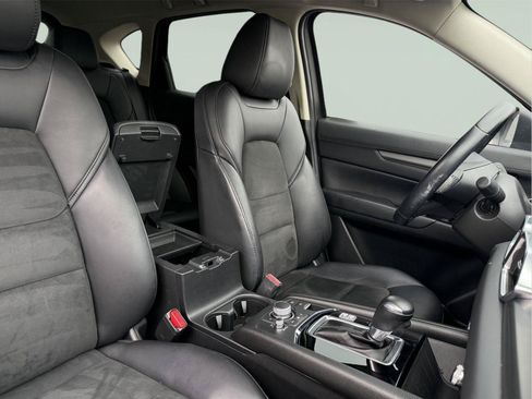Used 2019 MAZDA CX-5 Touring FWD image 25