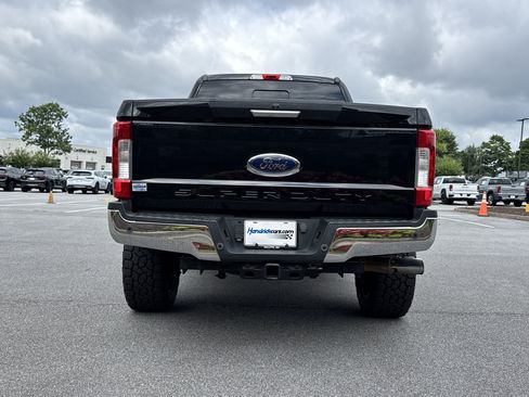 Used 2019 Ford F250 XLT w/ XLT Premium Package AWD/4WD image 9
